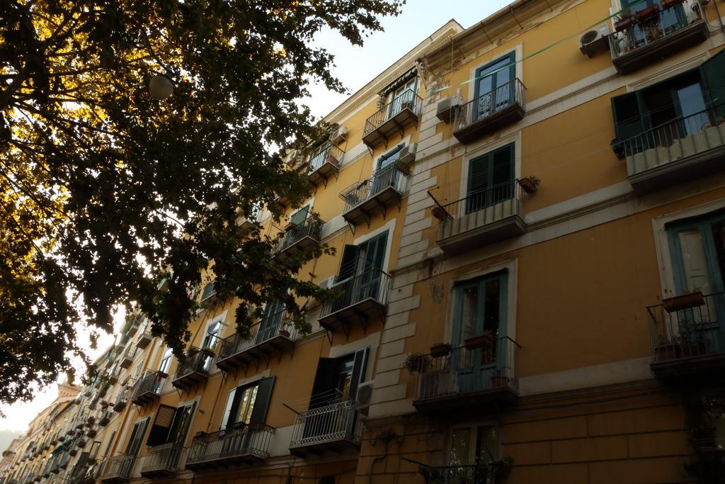 살레르노 Piazza Alario 아파트 외부 사진