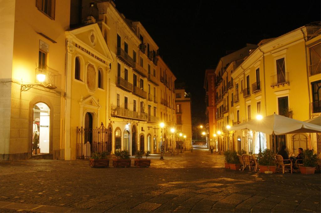 살레르노 Piazza Alario 아파트 외부 사진